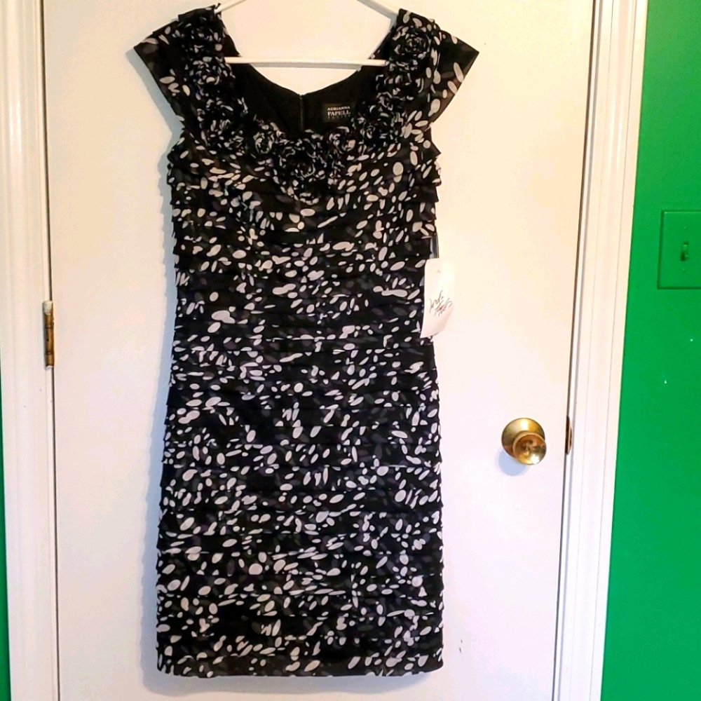 New Adrianna Papell Black and White Midi Dress
